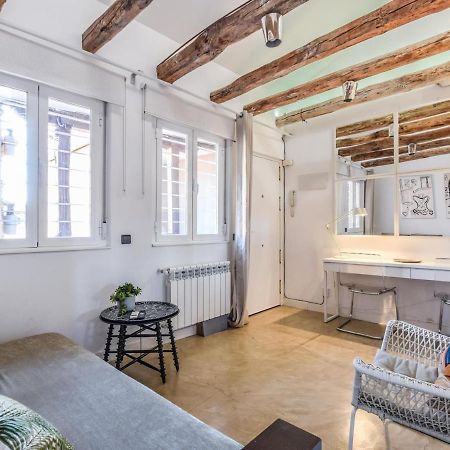 Apartamento En Lavapies II Appartement Madrid Buitenkant foto